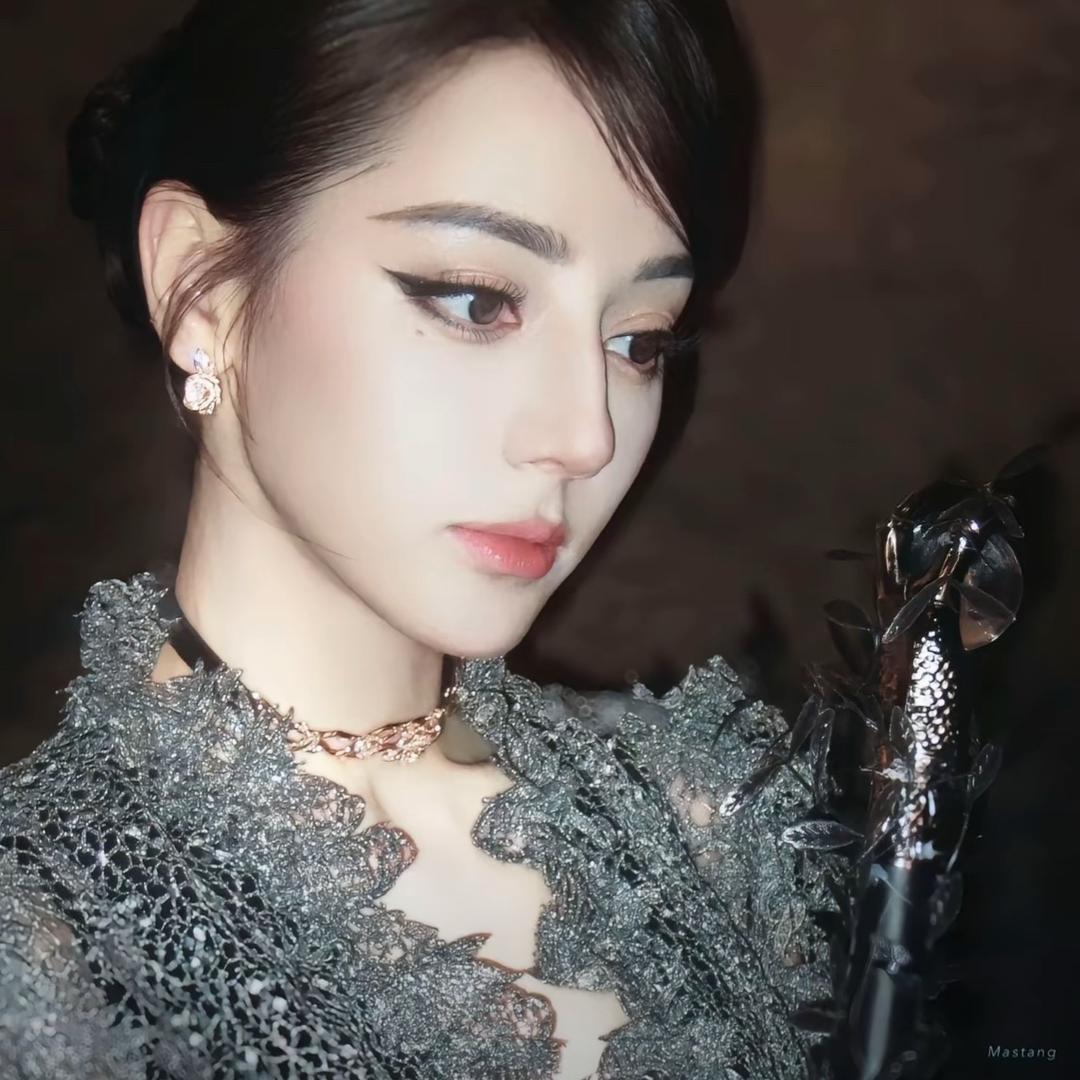 ^_^