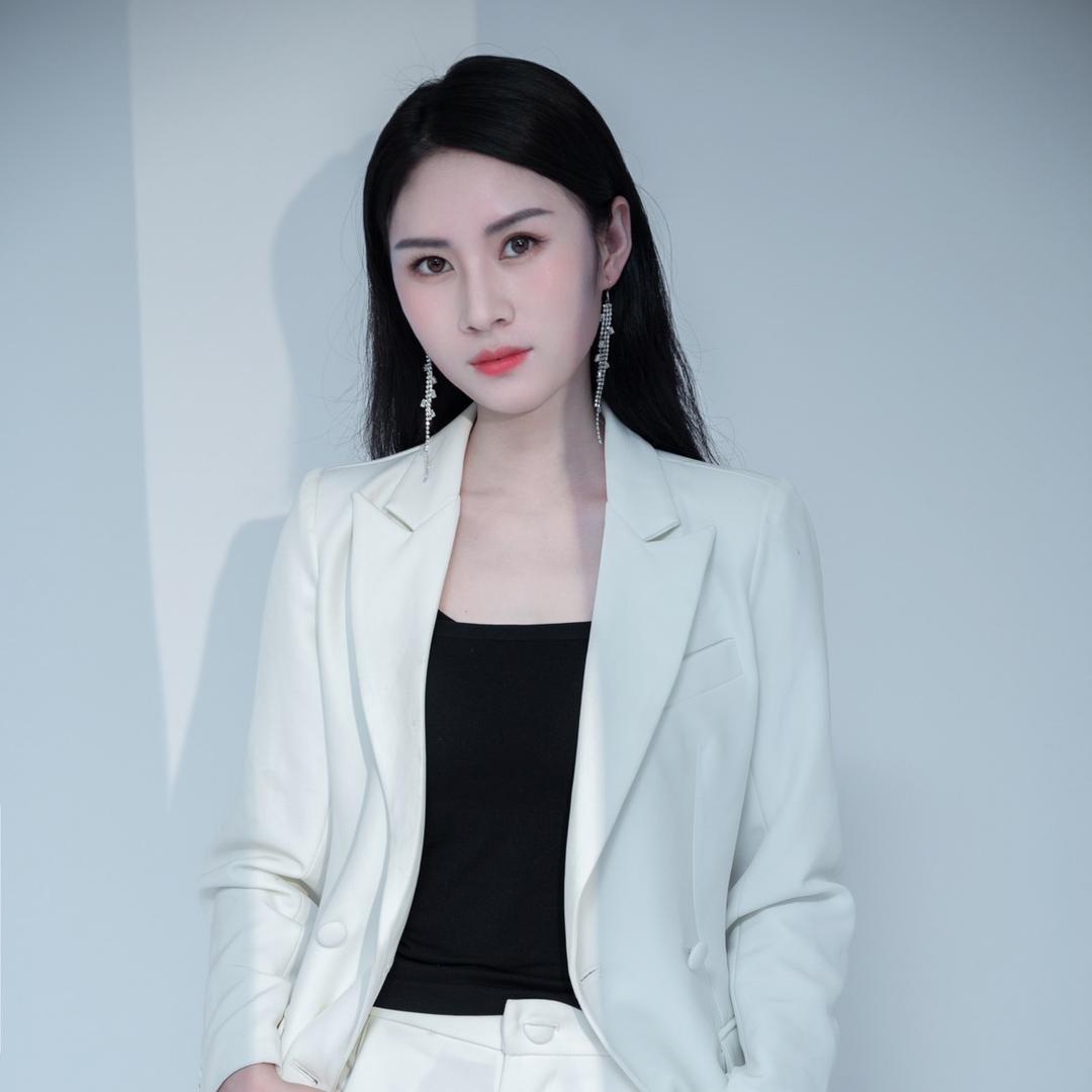 台州美来悦尚培然化妆美甲学校～优西老师