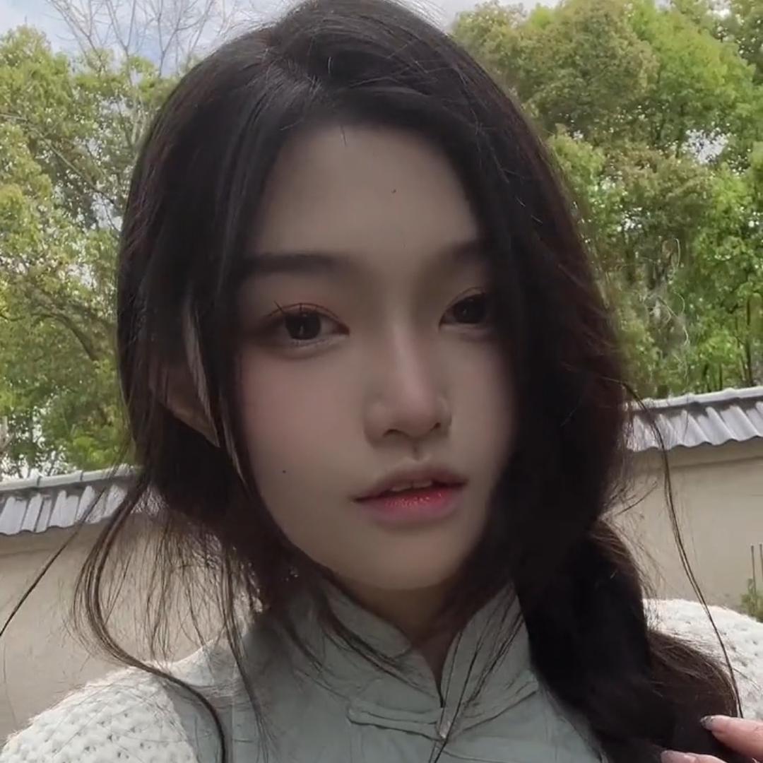七伊