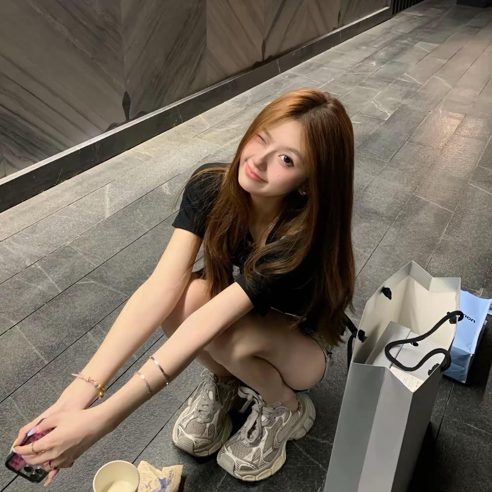 一张白纸📄