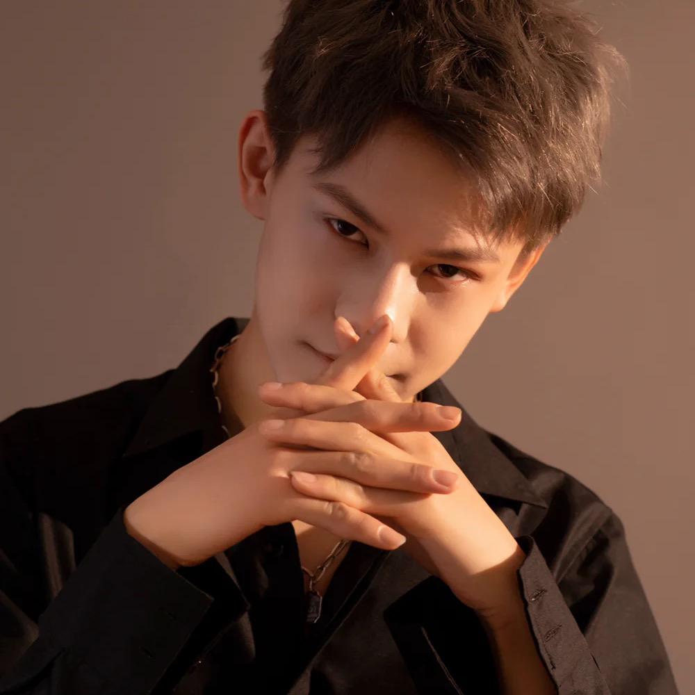 禹辰DL女士专业设计