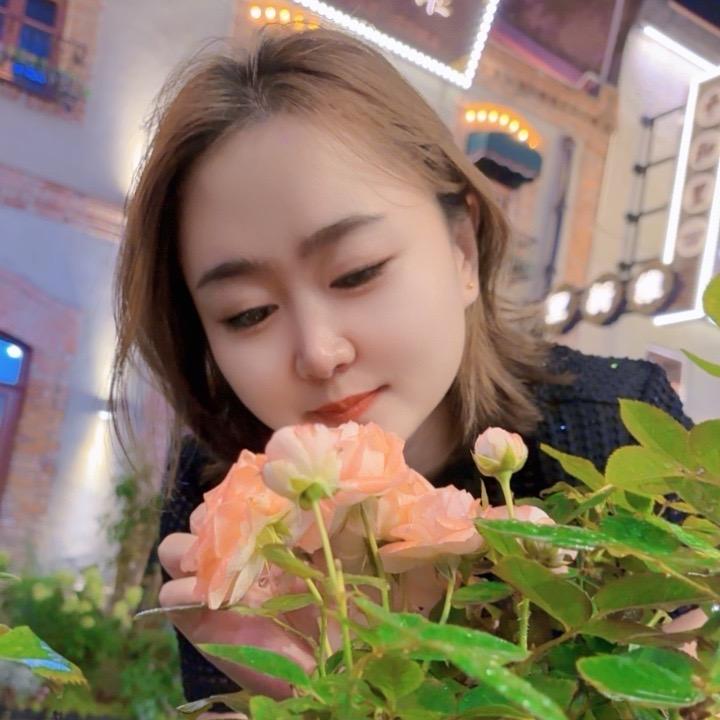 Zhang  💕盼盼 💕