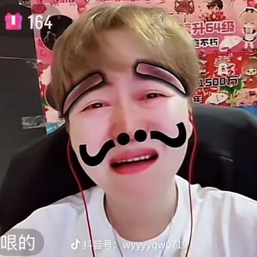 喜欢啃排骨。🎣