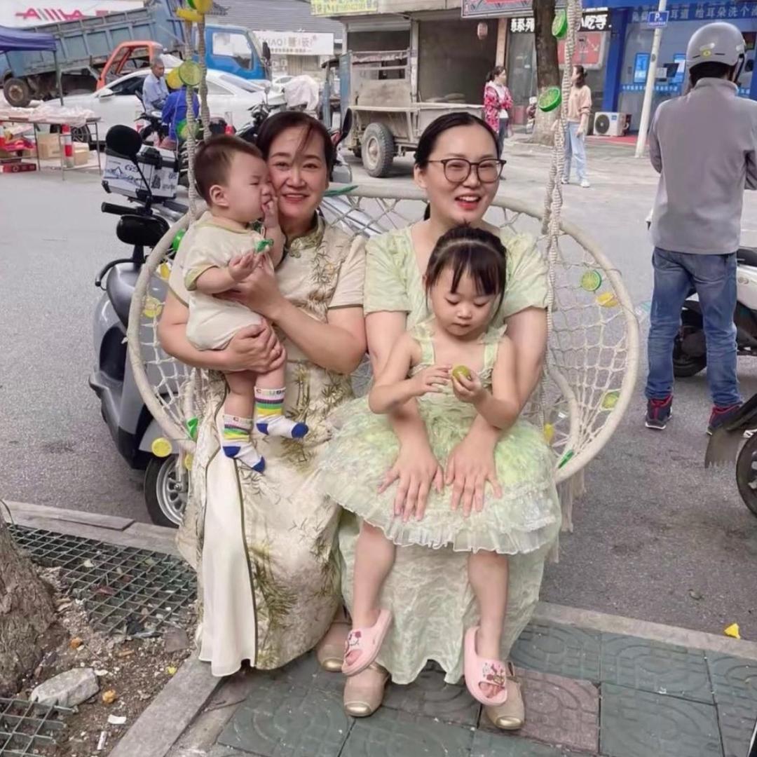 一菲一鸣奶奶李姐（婆媳）