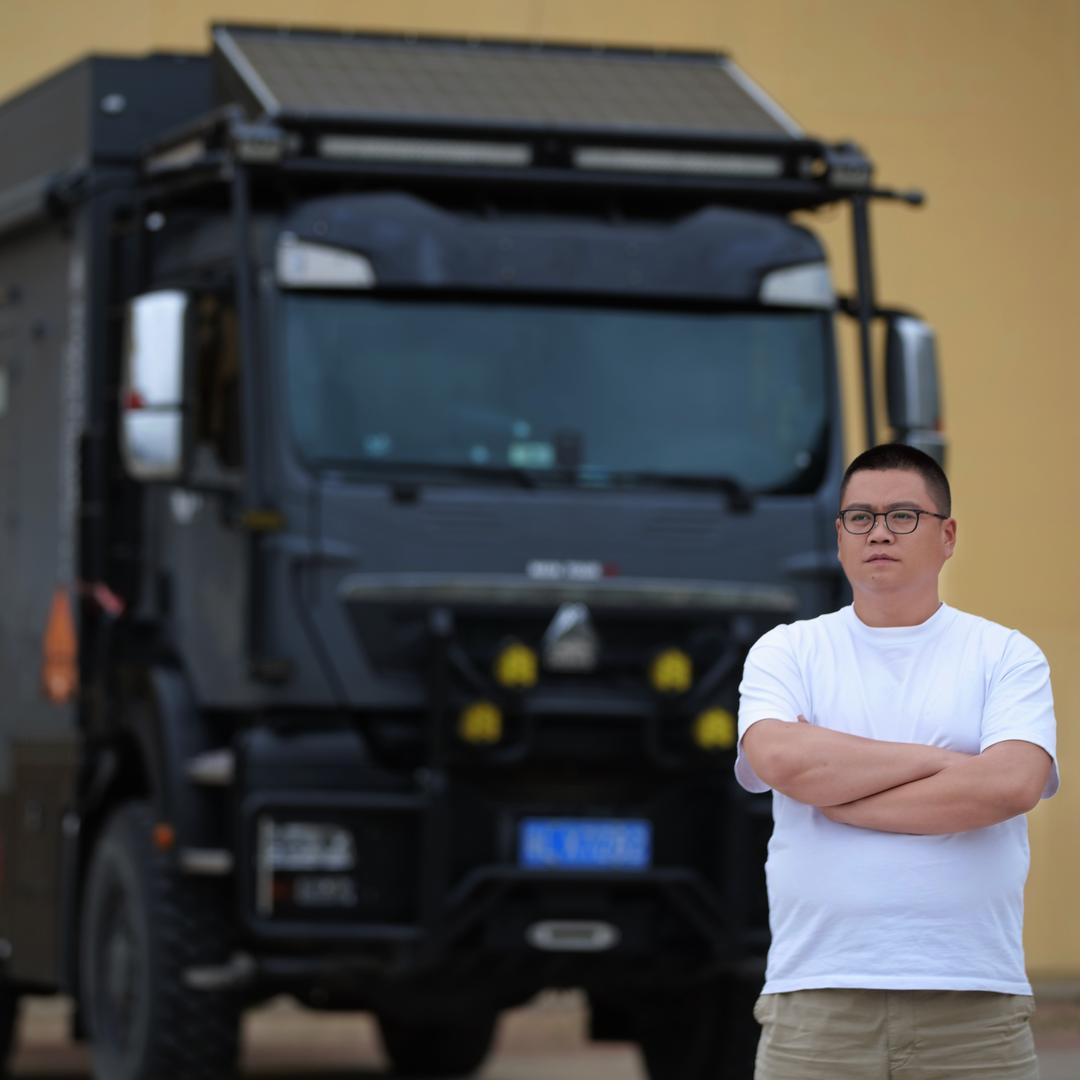 曼恩拓越野房车-冯超