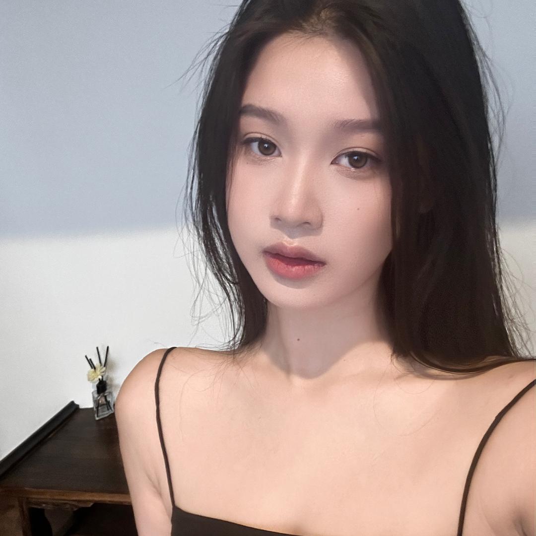 依小坎.