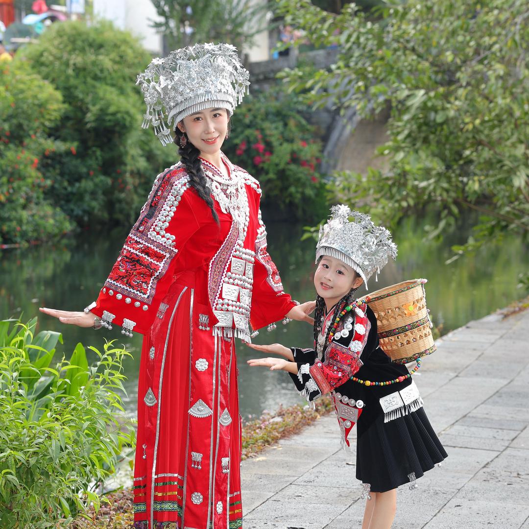 小艺爱跳舞