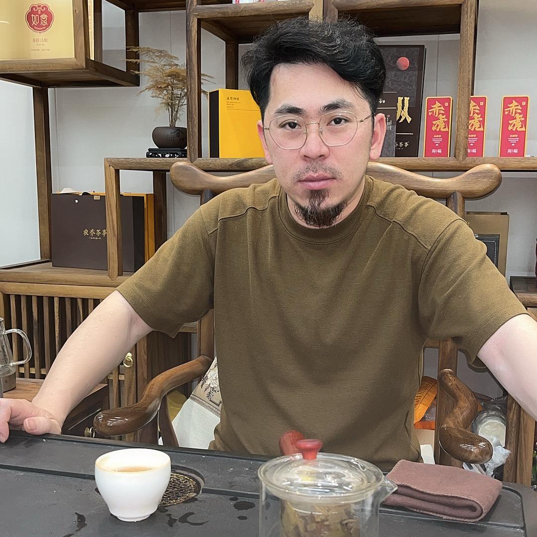 老哥家羽绒服