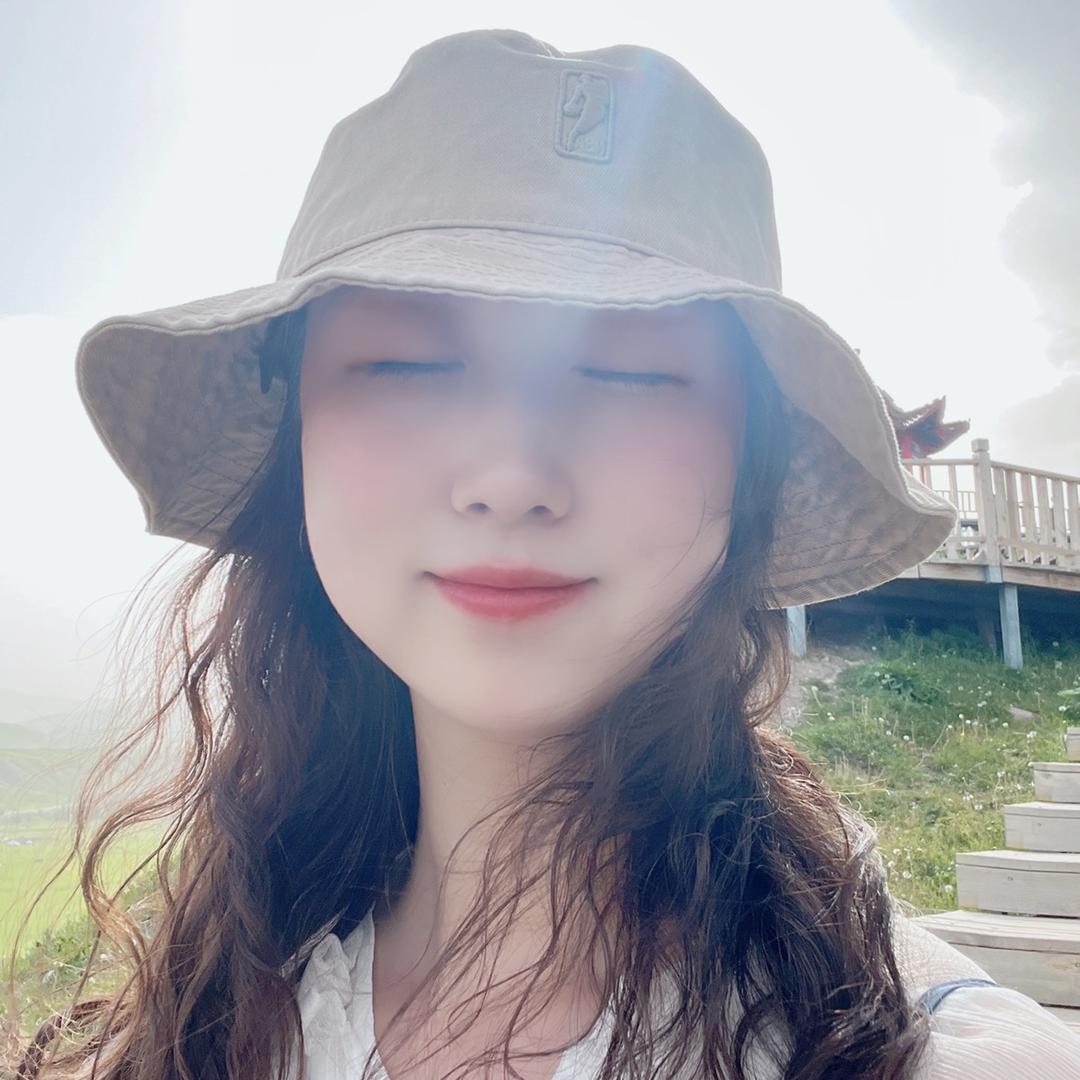 李凳凳🌸