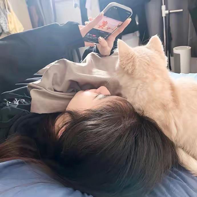 小妍🍃（可丝）