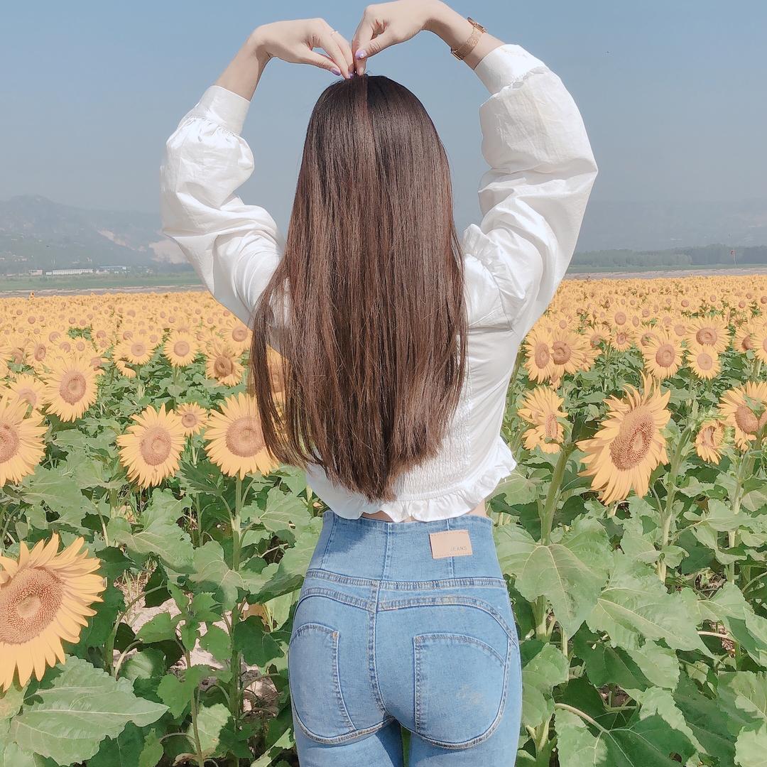 红唇站服饰
