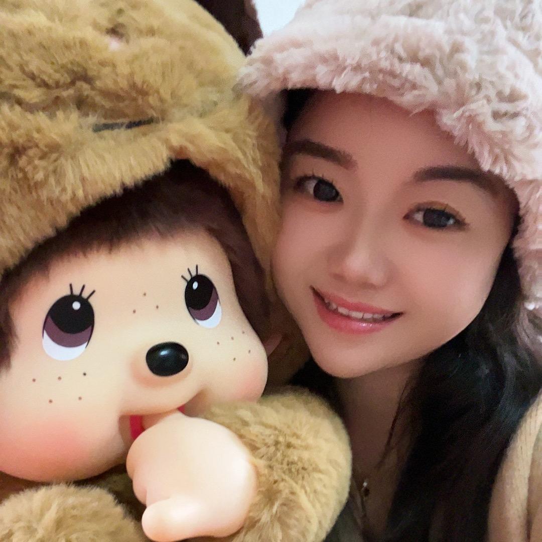 李妮妮、