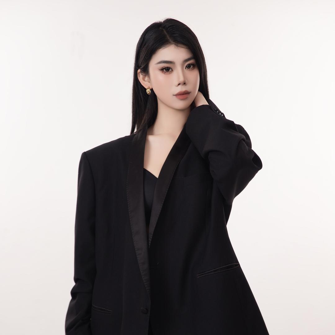Rachel(一直在瞌睡)