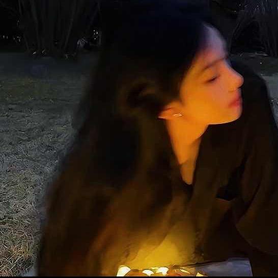 √婉