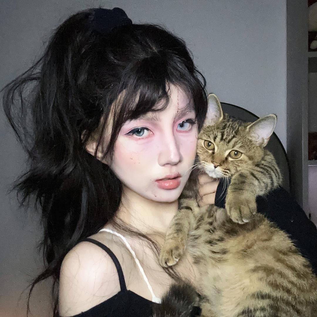 小美萄.（美妆业余）