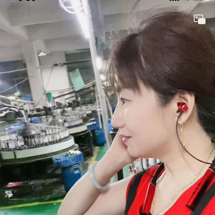 秀姐🌹🌹（75年的兔）