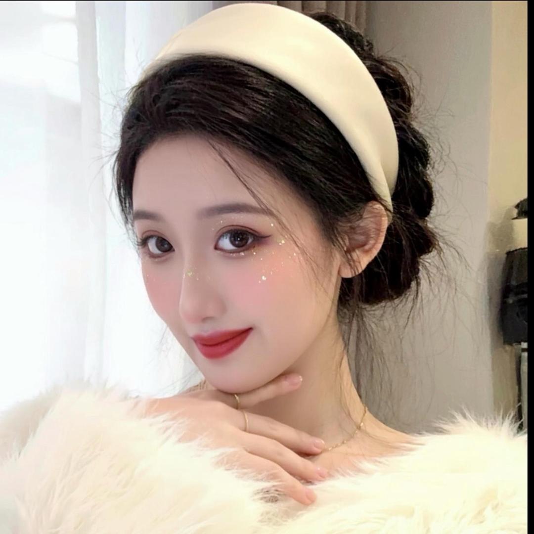 Y、