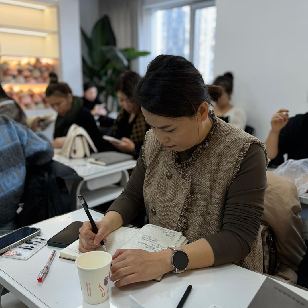 脸纪水光护肤(中联大厦店)专用号