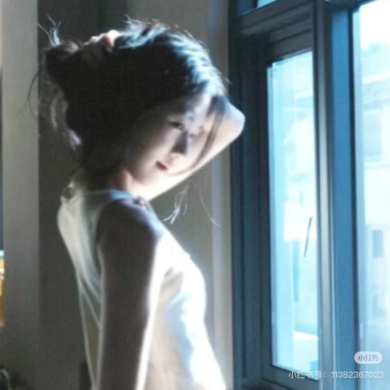 周周吖 💫