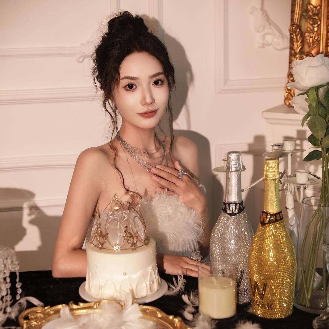 晓燕快吃鸭🌻