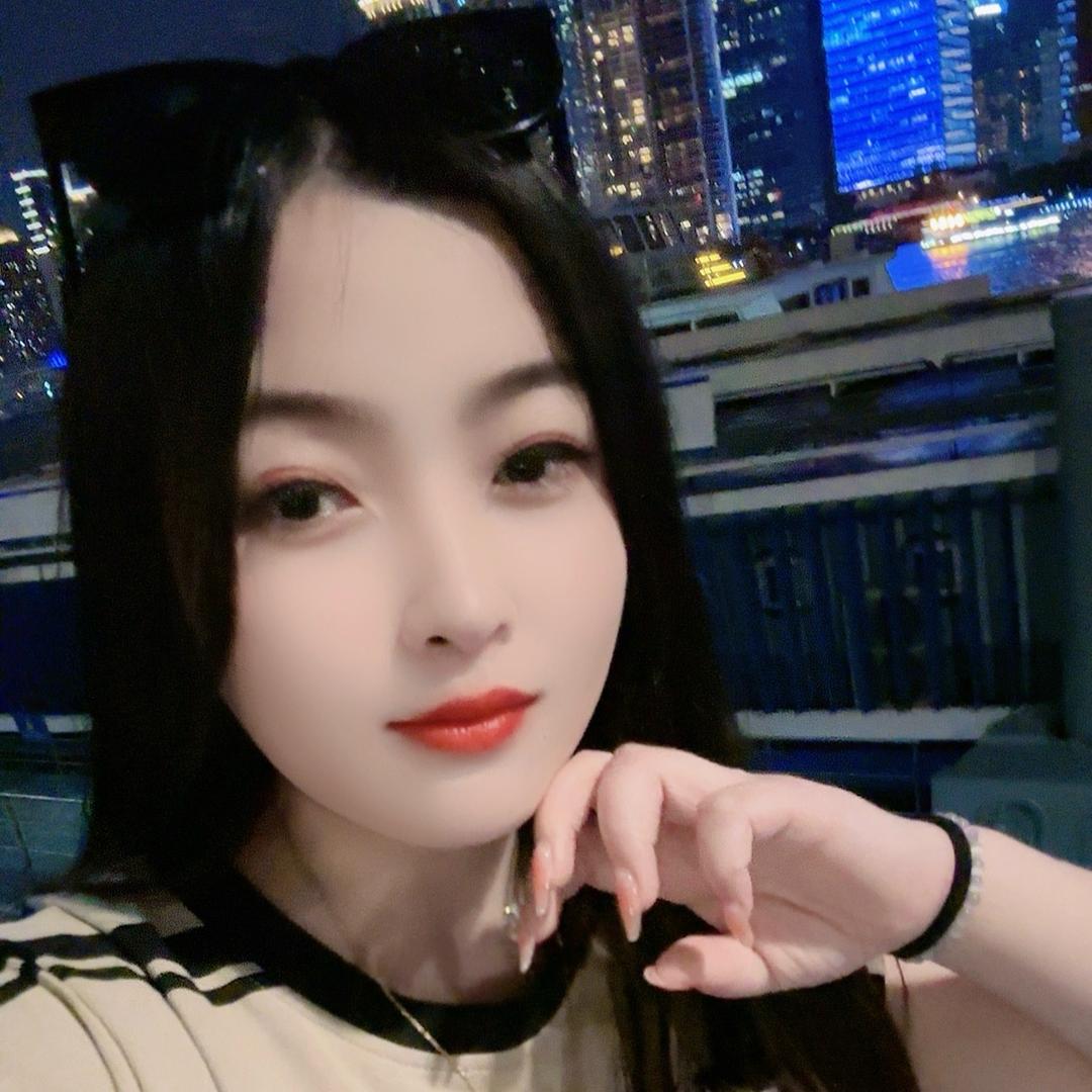 英子💓