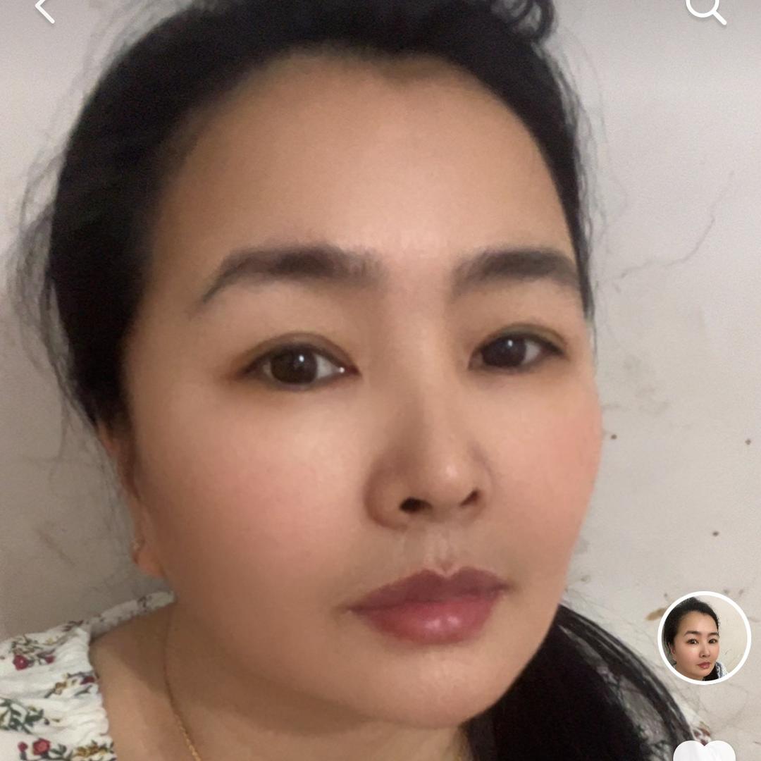晓闹闹