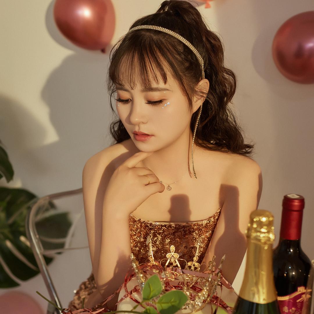 🐻🐻🐻♡̶树上有只熊