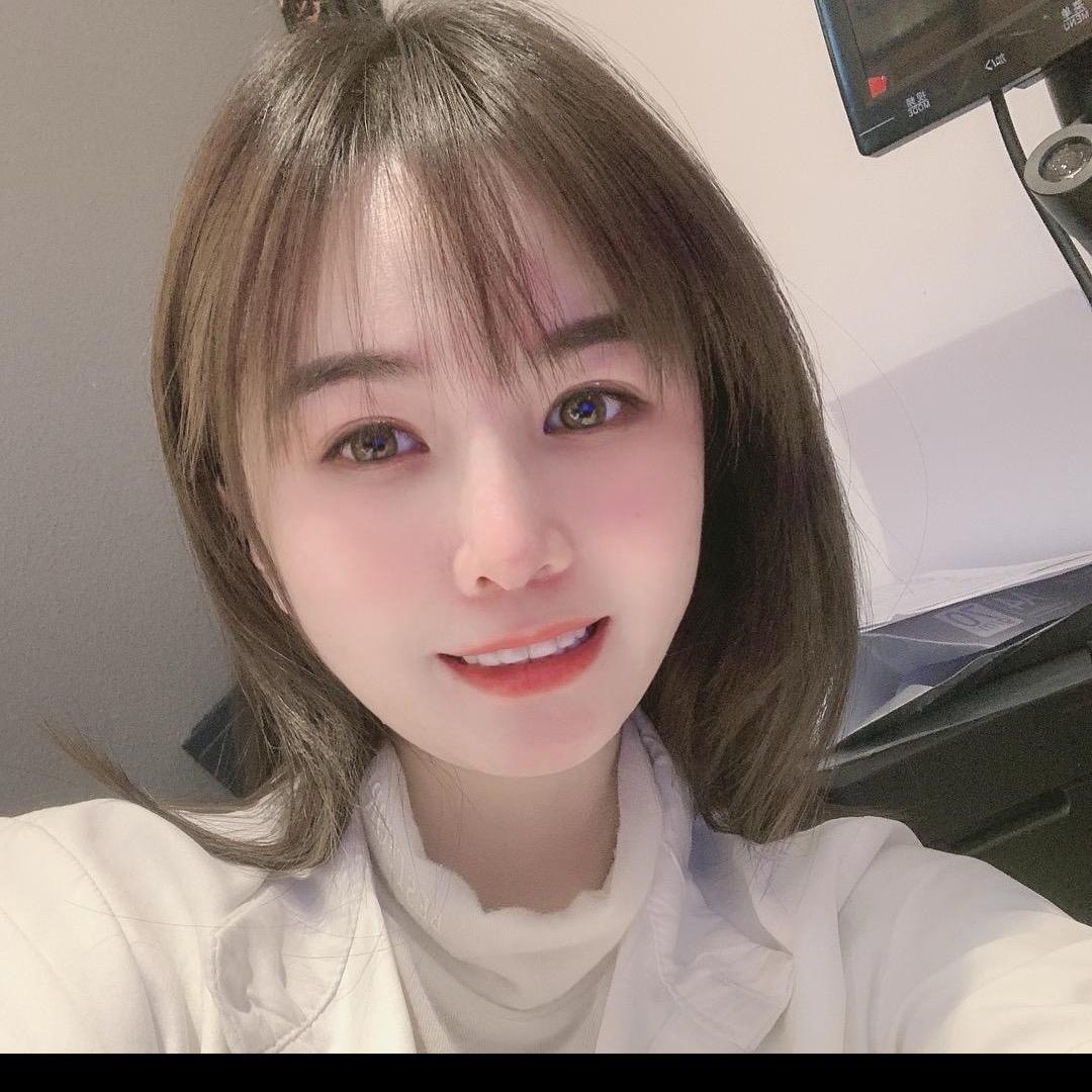 小怡爱买买买