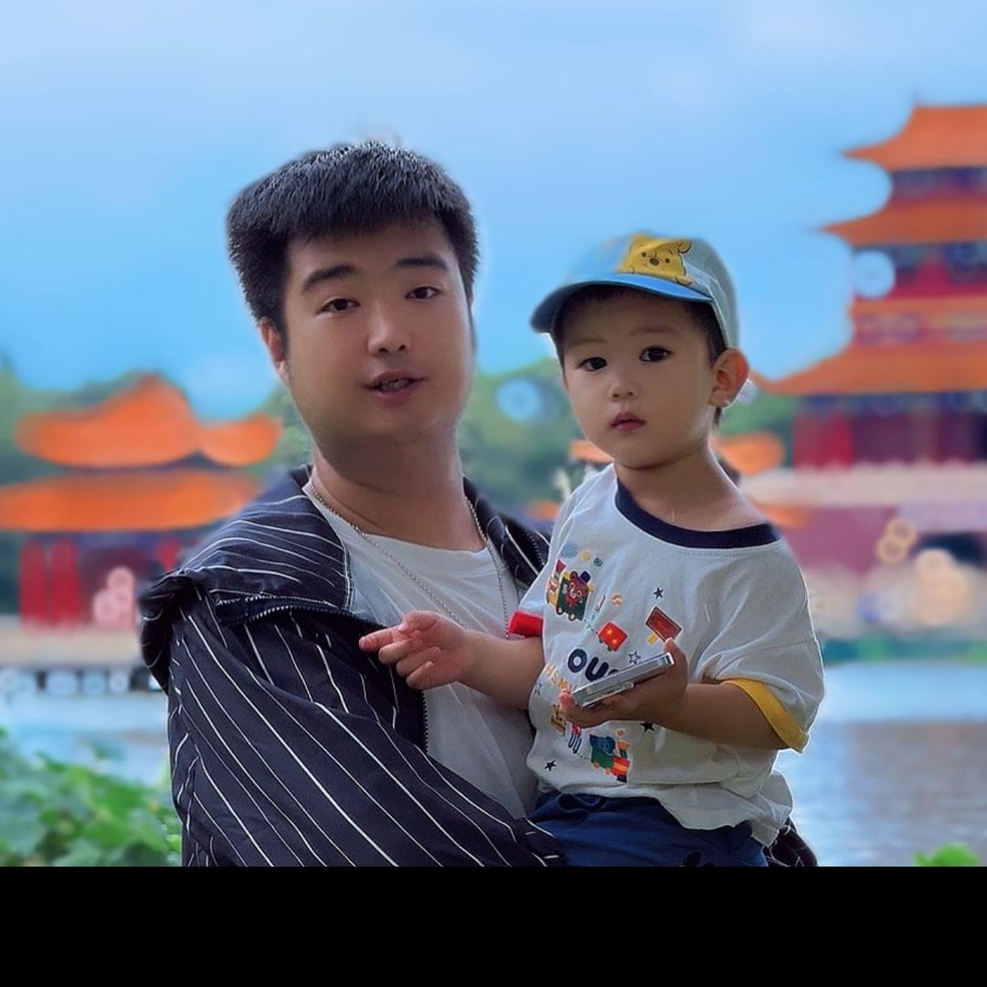 老肖父子爱旅行@抖音