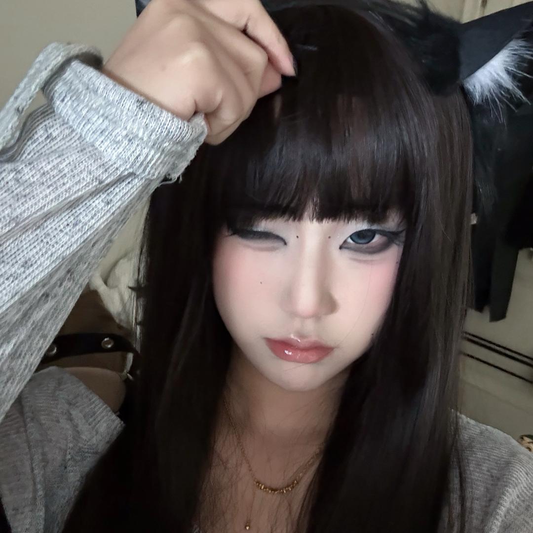 冷冷酱/•᷅•᷄\୭