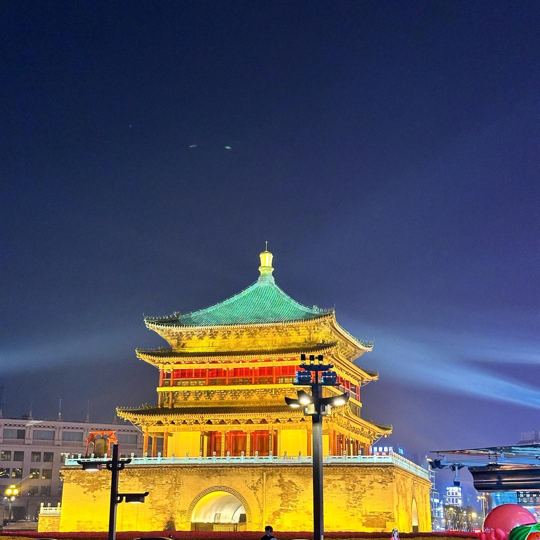 一脚我就飞起来了