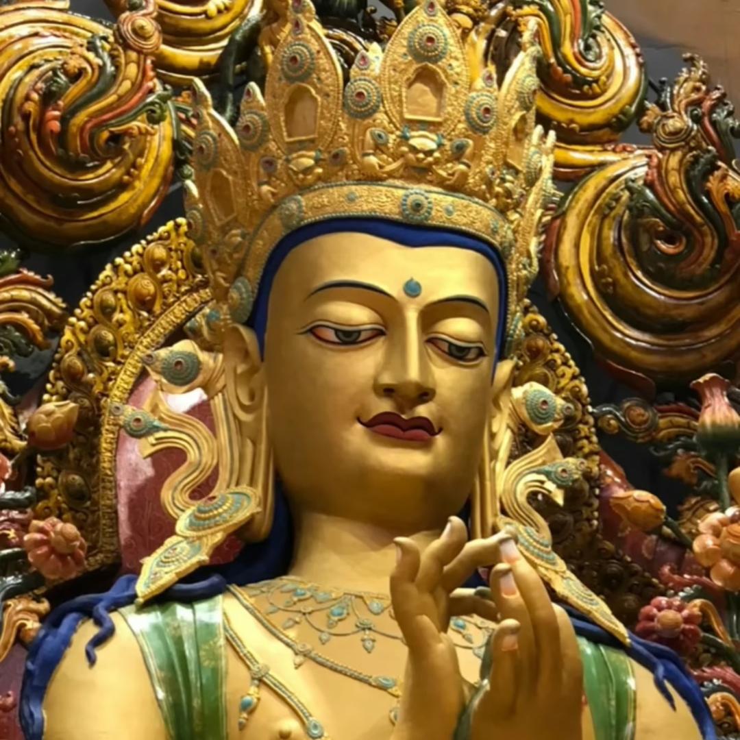 西藏手工打造含佛像