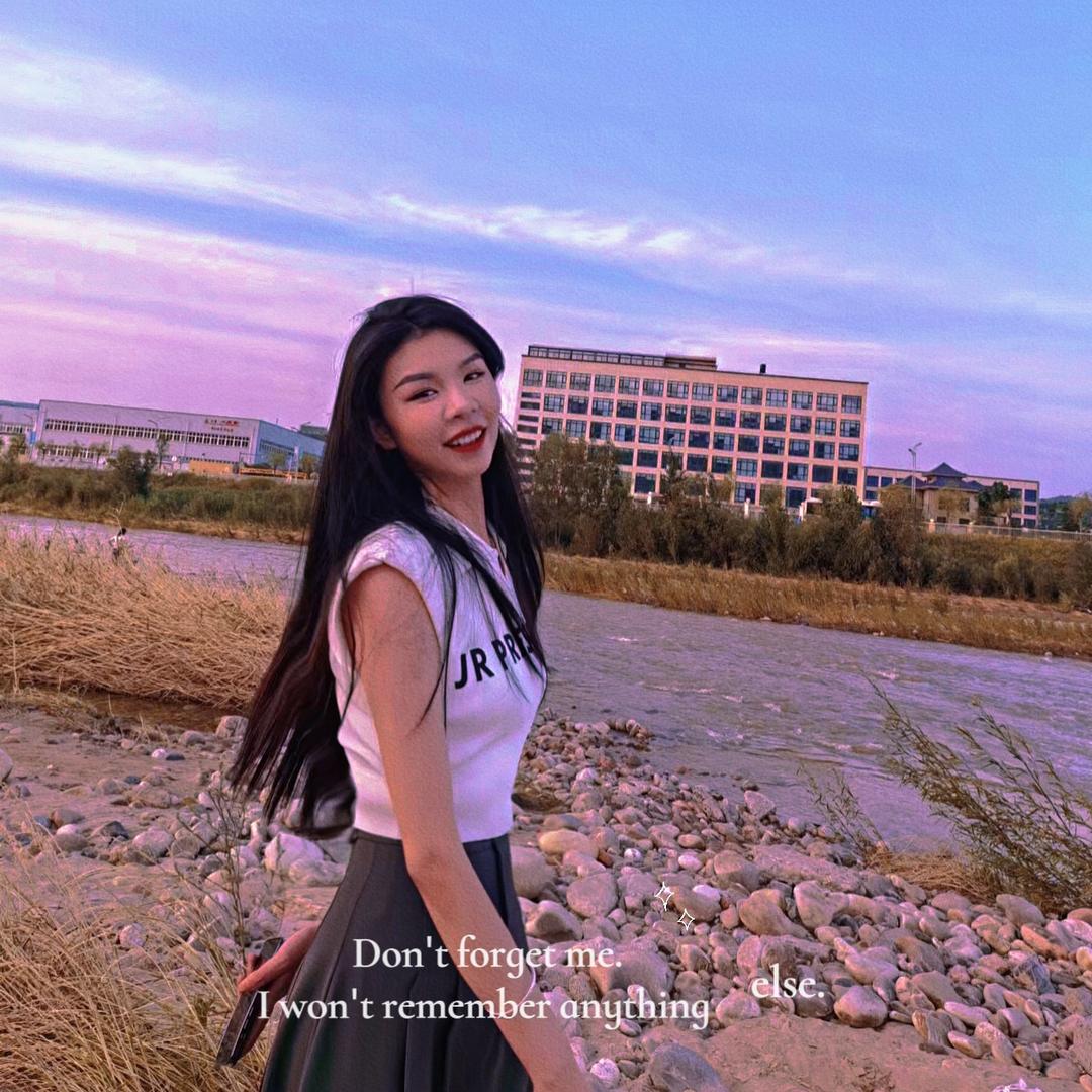小柒柒