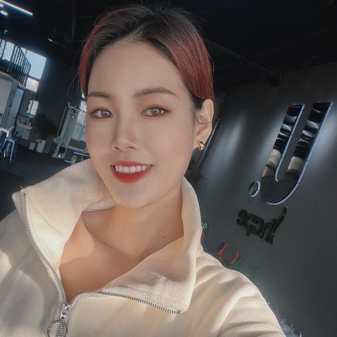 U.shape优塑运动_yanG.