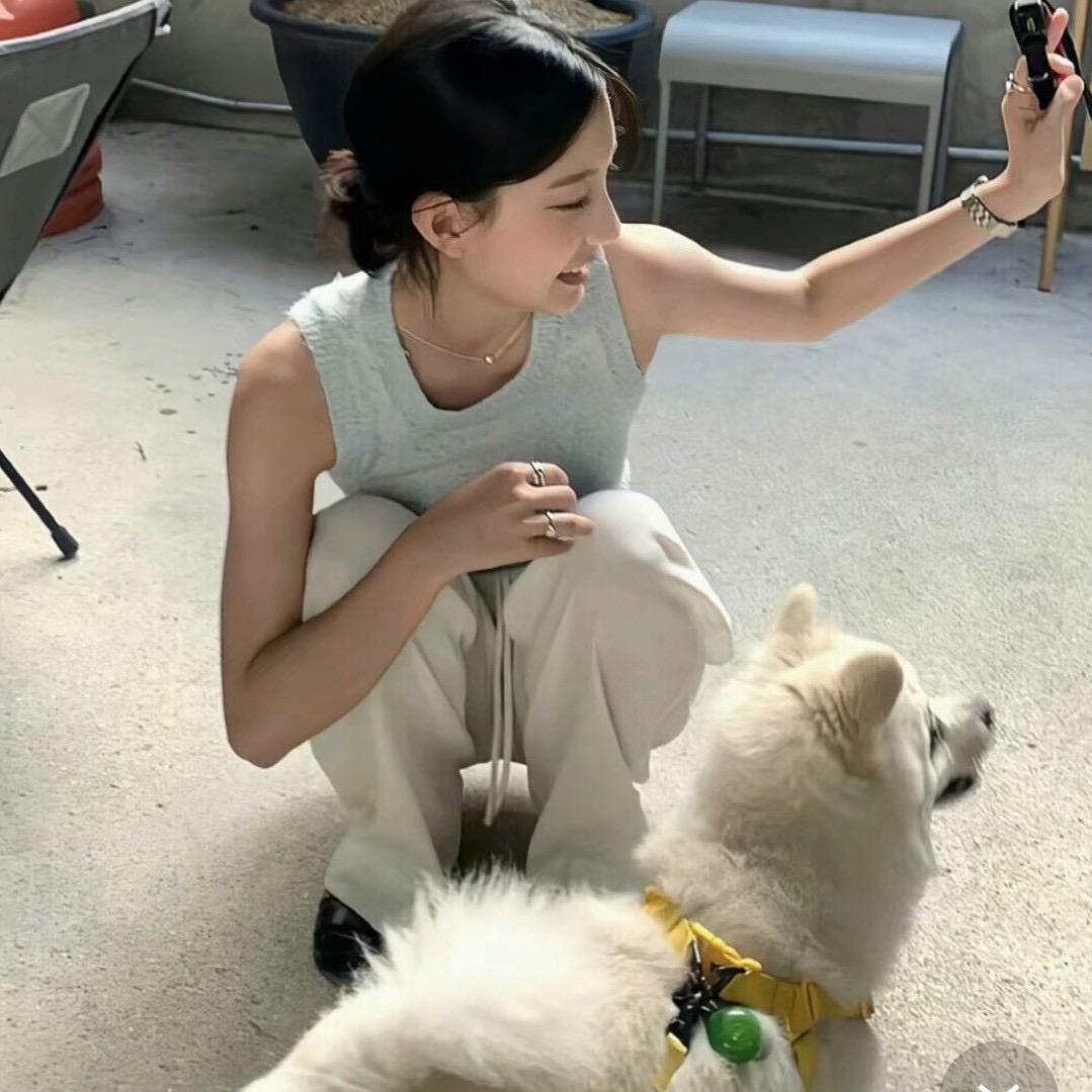 胡可萌,