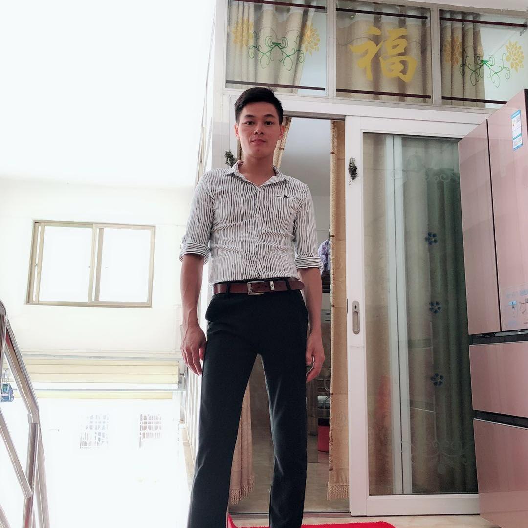 金鹏门业