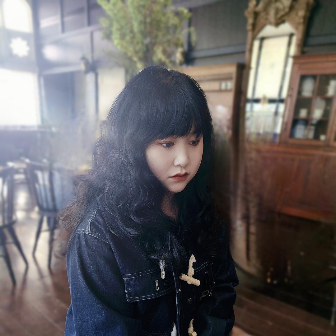 其實他不是一個小孩子