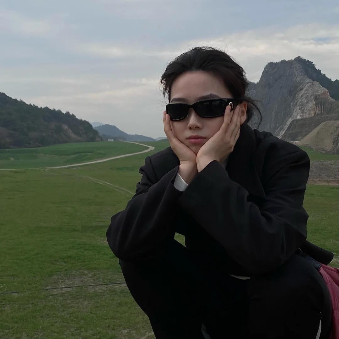 Y_JiaYi