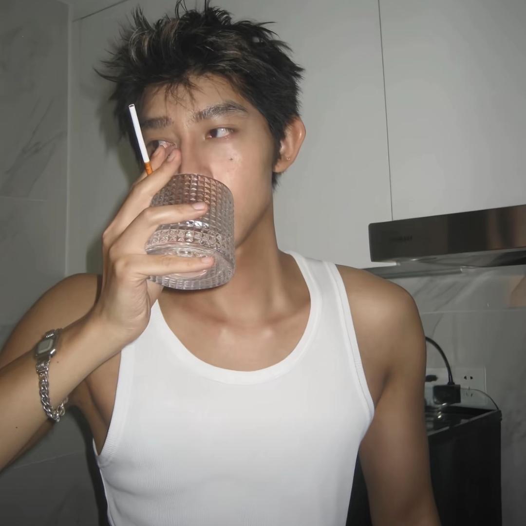 破碎灰烬