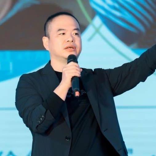 闪钻品牌创始人-彭志勇/广东优尚化妆品厂