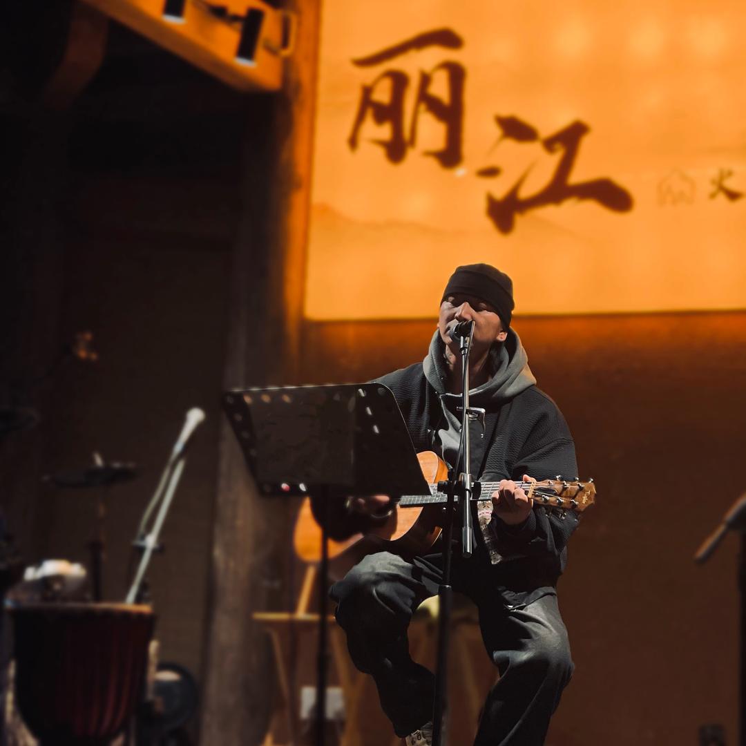 乌格