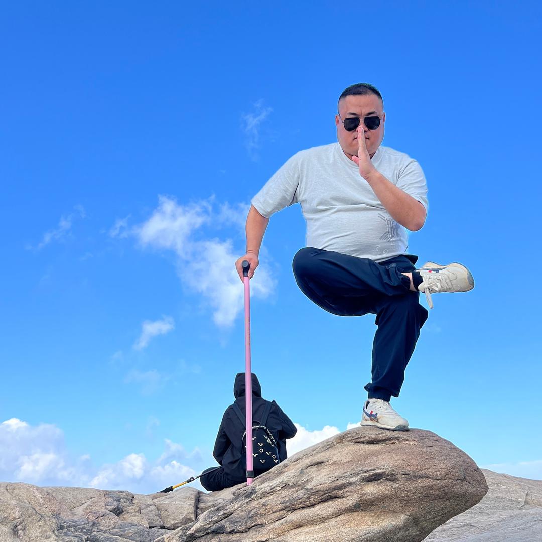 青岛振东，刘加伟