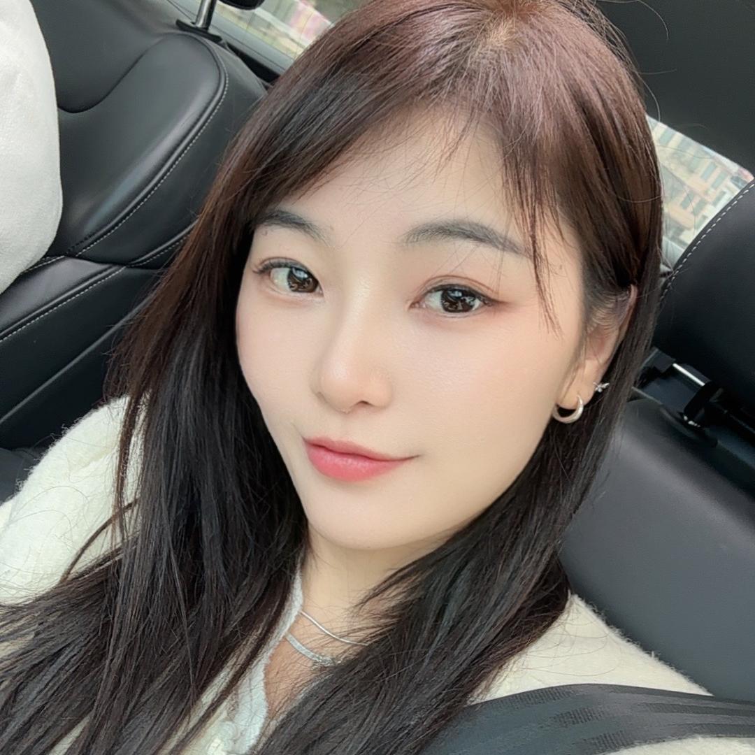 左右女装官方店