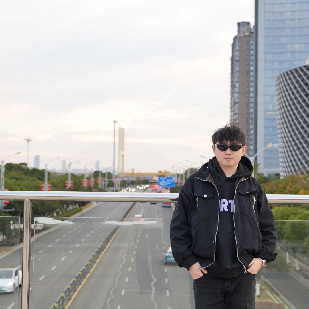 張本轩-