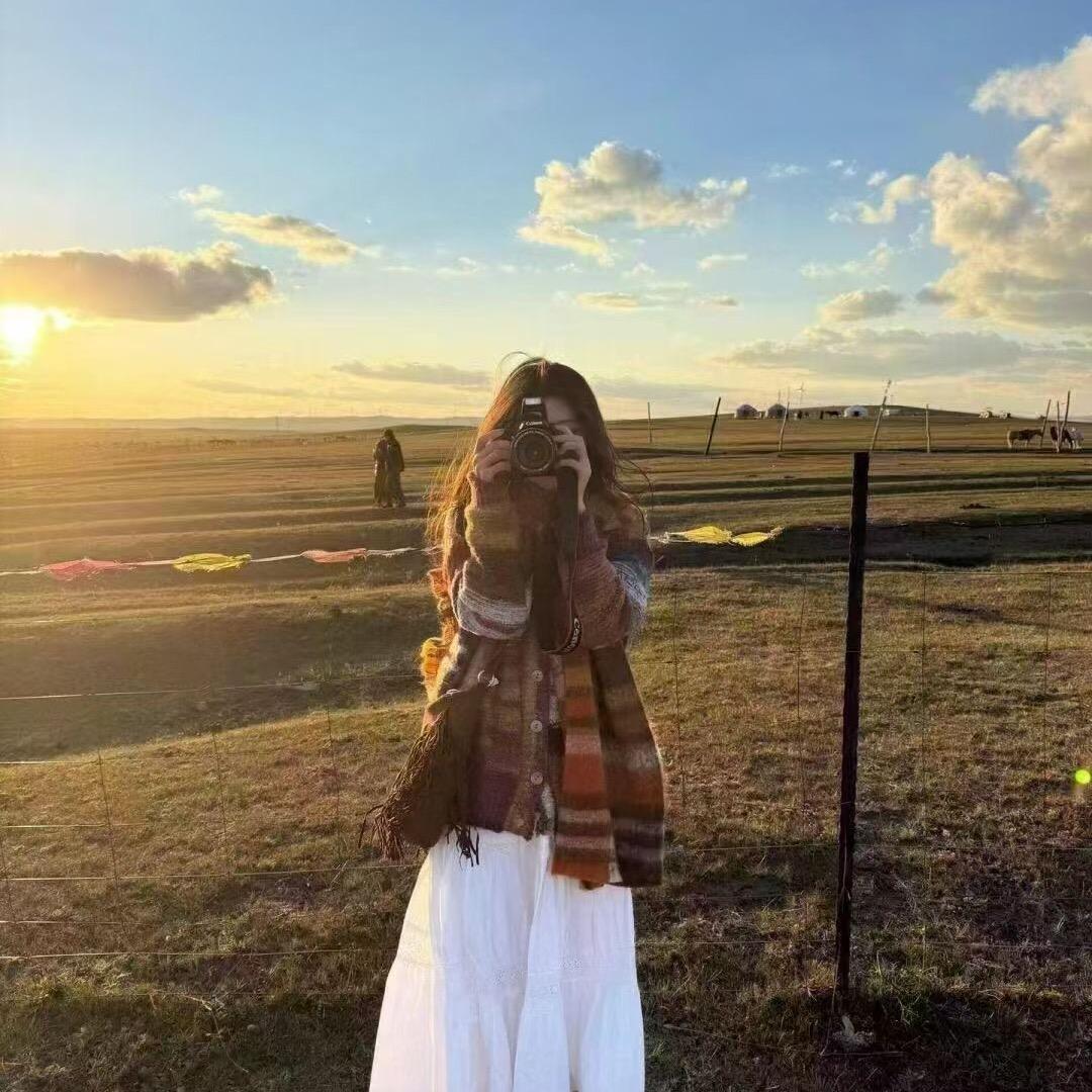 成都旅游服务（煮页进）