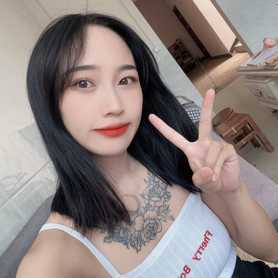 小杨很哇噻!