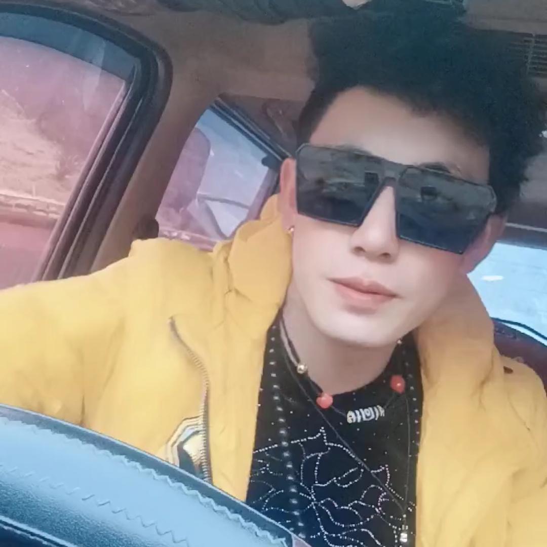 扎多