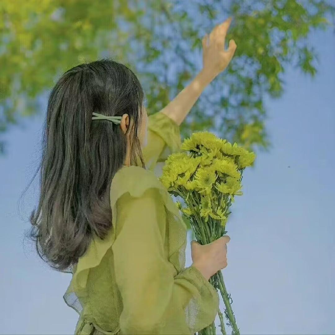 媚玉芬女装旗舰店