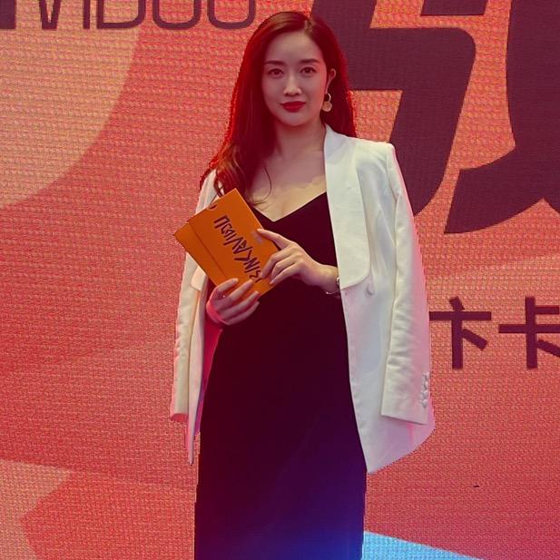 岚岚美妆