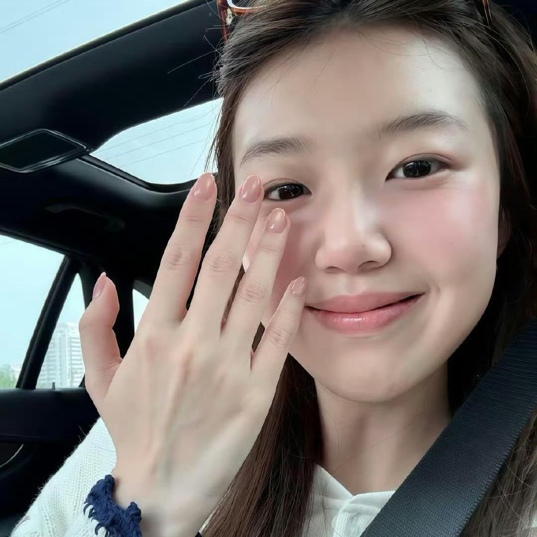 别睡了